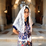 WHITE CATHOLIC MANTILA CATHOLIC MANTILA VEIL/ WOMEN'S PRAYER HEAD HAT/ FOR MISA