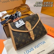 Box Box
Ivy Flower Middle Ancient Nurse Bag Envelope Messenger Bag Fashionable All-Match Mind The Mo