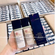 ChiinBeauty- E$TEE Futurist Aqua Brillian Makeup foundation color 1C0, 1W0