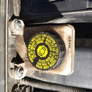 Brake Fluid Cap 4.3cm Inner Diameter 408 5.2cm Outer Diameter 508 Black