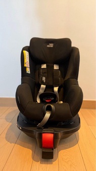 Britax Romer Dualfix M i-Size Car Seat