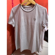 Guess T-SHIRT