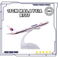 Koleksi Kapal Terbang Diecast Pesawat 16cm Malaysia Airlines mas boeing B777 Metal Aircraft Replica 