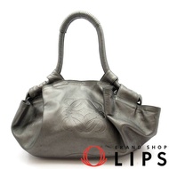 กระเป๋าถือ Loewe Nappa Aire รุ่น 309.12.102 หนัง Nappa สำหรับผู้หญิง

สีเงิน [มือสอง]