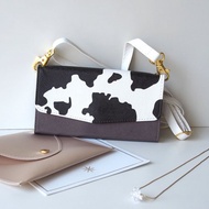 三折式翻蓋手機殼【牛紋】附斜肩背帶