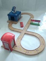 Disney Pixar Cars 2 London City Figure 8 Wood Collection with Wooden Tracks Underground Shoppee Tele