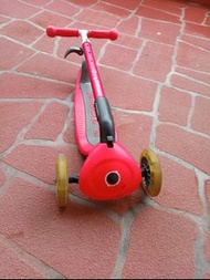 Globber 三輪滑板車  玩具