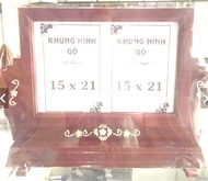 khung ảnh thờ gỗ Đôi 15x21 cao cấp đẹp chắc chắn có chân đế có 2 màu nâu và đen