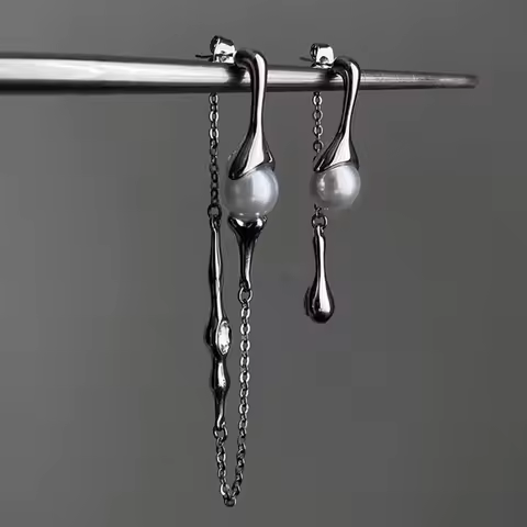 Fashion Design Irregular Metal Long Drop Earrings Women Pearl Chain Asymmetric Elegant Pearl Boucle 