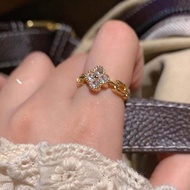 4-leaf clover women's ring with modern artificial diamonds