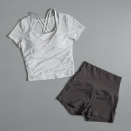 Quick-Dry Sport Suit with Pad for Women 3-Quarter Length Pants