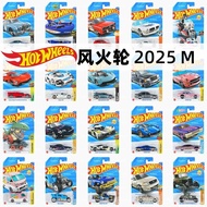 2025Mhotwheels Hot Traffic Series Alloy Car Toy Model Car Logo Pagani C4982 CT43