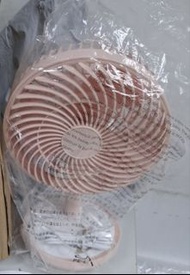 135元即賣 - 全新中國品牌 Konka USB 電風扇 7200毫安，可搖頭（粉紅色）