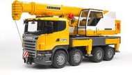 現貨 德國 bruder Scania 斯堪尼亞大吊車 Liebherr 工地施工起重機 帶燈光和聲音模塊 交通模型玩具