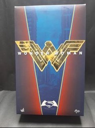 罕有 !! 沒有掉色 / 熔化 /甩油狀況 - Hot Toys 1/6 MMS359 Batman vs Superman: Dawn of Justice Wonder Woman Action 
