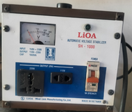 ổn áp liao 2000va ( ổn áp 2kva điên vào 130v --250v ra . 220v ) máy QUA SỦ DỤNG