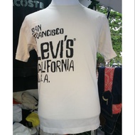 TShirt Levis