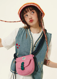 🔥พร้อมส่ง🔥 กระเป๋า Spring Pasture Shoulder Bag จากแบรนด์ VANWALK ของแท้ 💯