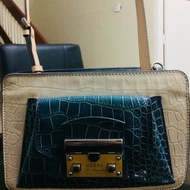 Guess Sling Bag