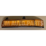 Mitsubishi Fuso Fighter 1993 - 1997 FM657 FK617 Front Lamp Front Light Signal Lamp Signal Light