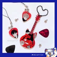 Given Guitar & Pick Keychain (Uenoyama Mafuyu) | whysosearius