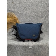 Crumpler messenger bag