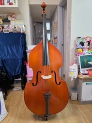 Aiki 1/2 double bass, 低音大提琴，送金屬琴架

低音大提琴，新淨有單