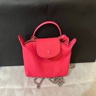 LONGCHAMP真皮桃粉色小斜包