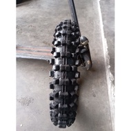 tayar size 110/90/19 brand CST tahun 23