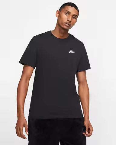 Nike Sportswear Club Men's Embroidered Soft Cotton T-Shirt AR4999-013