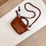 Longchamp 龍驤 牛皮 腰果棕 陶藝串珠mini餃子包 單肩包
