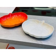 LE CREUSET Set OF 2 PLATE OF PUMPKIN CREUSET