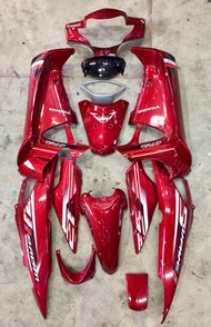 ชุดสีเวฟ125i สีแดงแก้วล้วน(ปี2005-2007)รุ่นไฟเลี้ยวบังลม(15ชิ้นพร้อมแปะลายเคลือบเงาแท้)