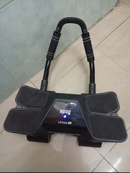 Umay 佑美四輪自動回彈健腹輪