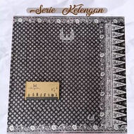Handling SERIES TRADITIONAL BATIK SARUNG LAR GURDA LIMITED EDITION AM 180