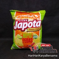 MAKANAN RINGAN KERUPUK JAPOTA SNACK POTATO CHIPS NIPIS PEDAS BITS DAUN JERUK ASLI 68GR