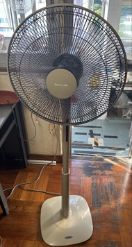Panasonic 座地風扇 有遙控 訂單請看圖3