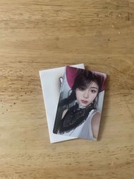 Le sserafim unforgiven yunjin 小卡