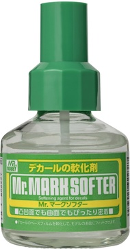Mr Hobby Mr Mark Softer / Mark Setter / Water Decal / Decal Gundam Tools (40ml)