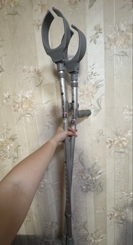 健之星 調節高度手肘輔助前臂拐杖 adjustable crutch