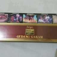 Best Seller rokok Surya 12 1 slop merah
