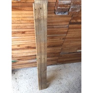 2 kaki kayu pallet kayu pine wooden pallet