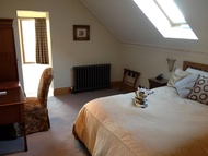 善德霍酒店 (The Saddleworth Hotel)