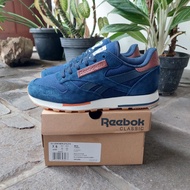 Reebok CLASSIC UTILITY NAVY WHITE