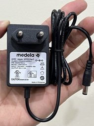 adapter-sạc medela pump 9v-1a sử dụng điện 220v