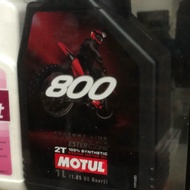 Motul 2T 800 1litre-1pc