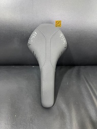FIZIK Antares R7 Saddle with Alloy Rails ( NO BOX | ORIGINAL PRODUCT )