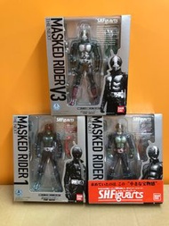 有貨不用問 SHF 幪面超人KAMEN RIDER THE NEXT 1 號、2 號、V3 共三盒 注意內容及交收安排 不散賣 不議價 (MASKED真SHIN FIGURE公仔W DOUBLE CY