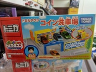 TAKARA TOMY 玩具洗車場 tomica