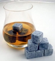 9粒天然皂石威士忌及飲品冰粒 dmeckp Set of 9 Grey Chilling Stones for Whiskey and other Beverages 開瓶器 Decanter 冰粒 
